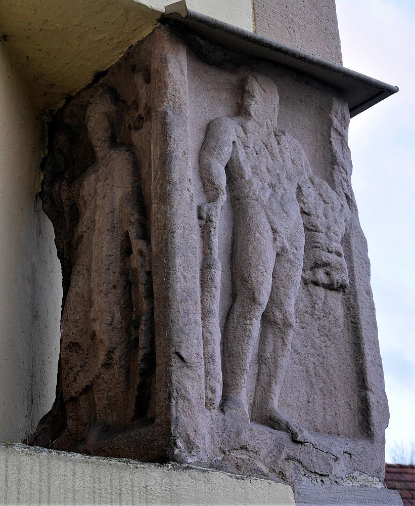 Hercules am Viergötterstein an der Nußdorfer Kirche